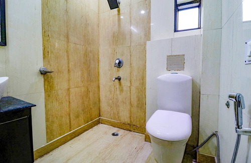 East of Kailash Hotel | Fabhotel La Ola