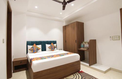 New Delhi Hotel | FabHotel La Serene BnB- Ashok Vihar