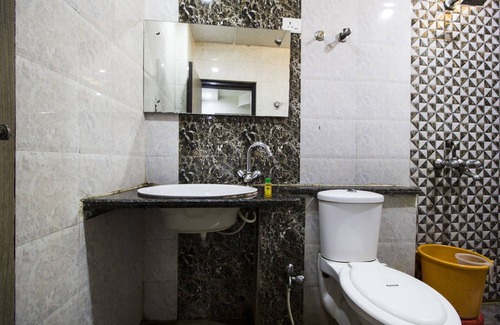 Pune Hotel | Fabhotel Lake View