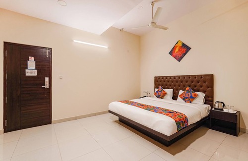 HBR Layout Hotel | Fabhotel Leela Park Hbr Layout
