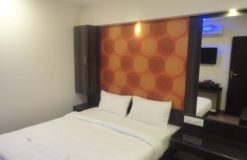 Ram Nagar Hotel | FabHotel Lemon Park