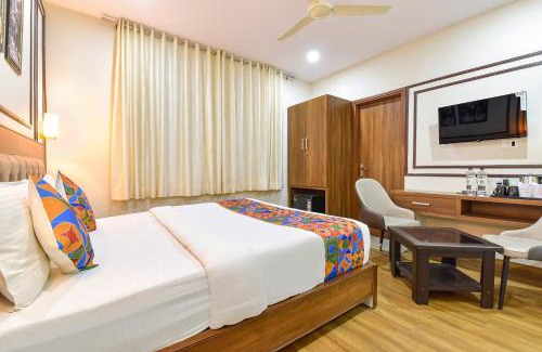 Vaishali Nagar Hotel | FabHotel LFC