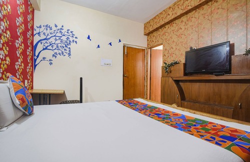 Patna Hotel | Fabhotel Maadhavam Residence