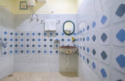 Patna Hotel | FabHotel Magadh Crystal