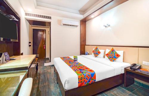 Karol Bagh Hotel | FabHotel Marble Arch Karol Bagh
