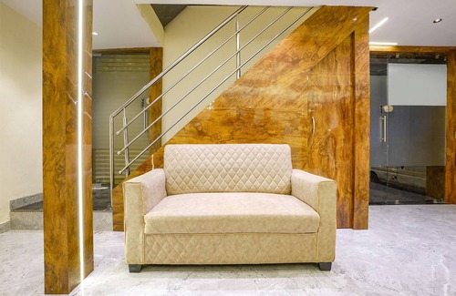 Goregaon West Hotel | FabHotel Millenium
