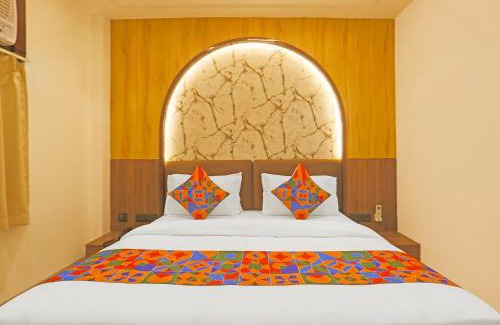 Paharganj House | FabHotel Mishika Inn Near New Delhi Railway Station