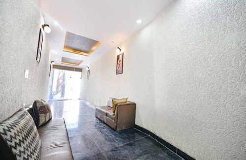 Faridabad Hotel | Fabhotel Moon Lite