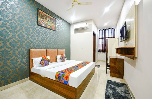 Faridabad Hotel | Fabhotel Moon Lite