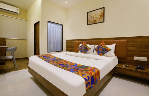 Malad West Hotel | Fabhotel Moonlite Residency