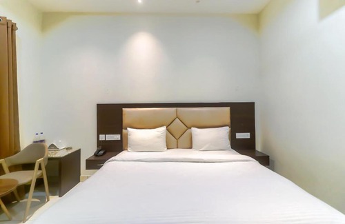 Zirakpur Hotel | FabHotel Nido