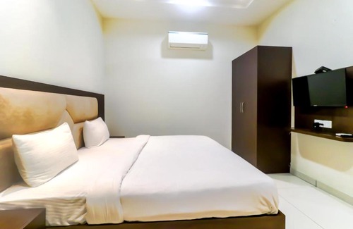 Zirakpur Hotel | FabHotel Nido