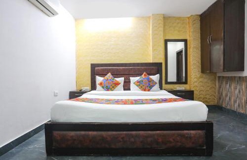 Tughlakabad Hotel | FabHotel NK Residency