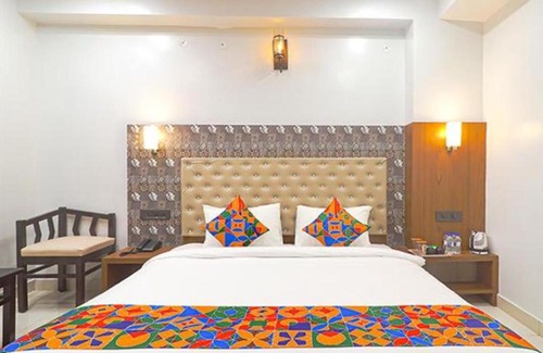 Danapur Hotel | FabHotel Palash