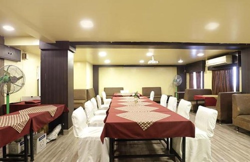 Nagpur Hotel | FabHotel Parashar