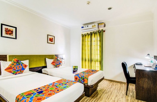 Indiranagar Hotel | FabHotel Park Inn Indiranagar
