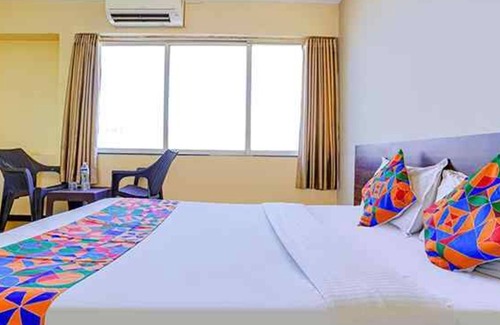 Mundhwa Hotel | Fabhotel Peaceful Stay