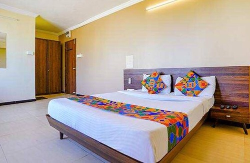 Mundhwa Hotel | Fabhotel Peaceful Stay