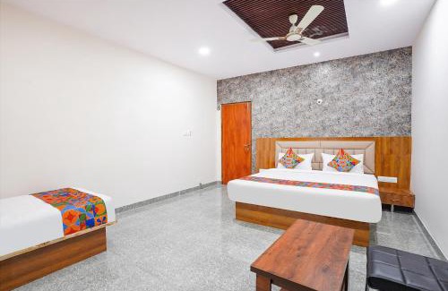 Nagarbhavi Hotel | FabHotel Platinum Palace - Nr Magadi Main Road