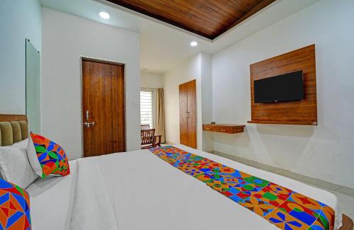 Bhopal Hotel | FabHotel Prathma