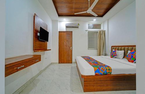 Bhopal Hotel | FabHotel Prathma