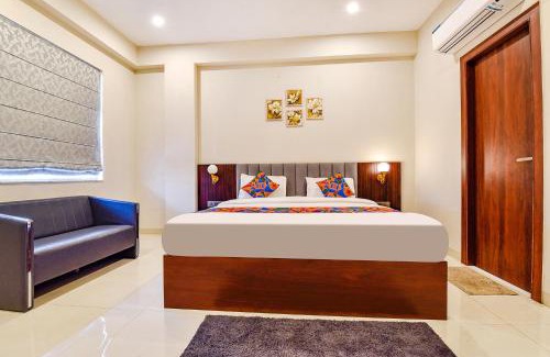 Malviya Nagar Hotel | FabHotel Pravaasam Residency