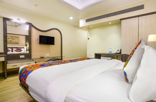 Guirim Hotel | Fabhotel Prestige