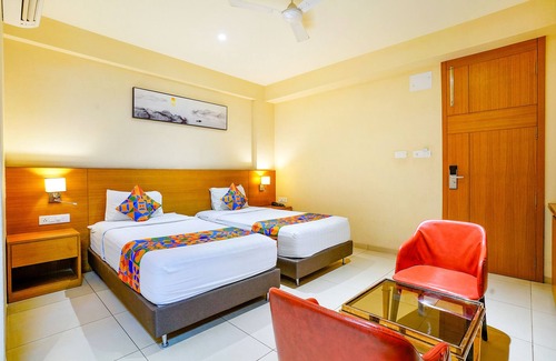 Rajgurunagar Hotel | Fabhotel Prime Ajinkya Residency