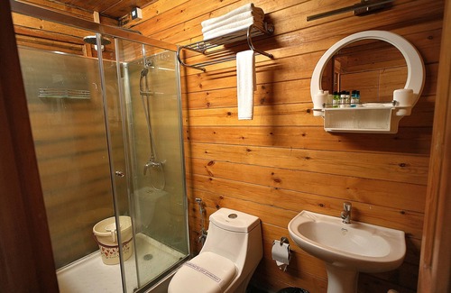 Dona Paula Hotel | Fabhotel Prime Alekhya Suites