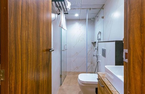 Financial District Hotel | Fabhotel Prime Avana
