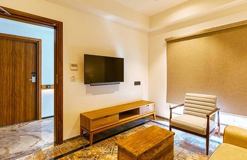 Financial District Hotel | Fabhotel Prime Avana