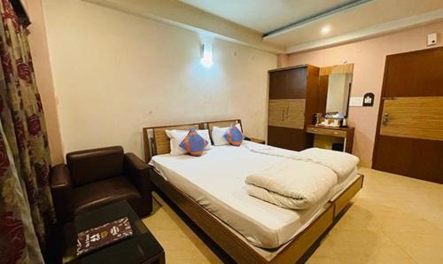 Siliguri Hotel | FabHotel Prime Gananayak