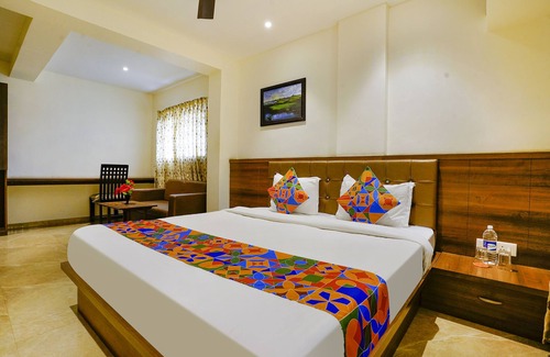 Pune Hotel | Fabhotel Prime Hangout