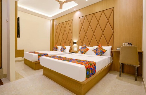Kurla Hotel | FabHotel Prime Palm Grove - Nr BKC