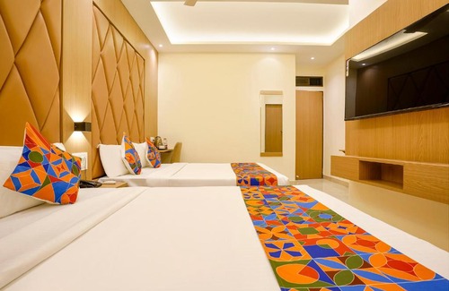 Kurla Hotel | FabHotel Prime Palm Grove - Nr BKC