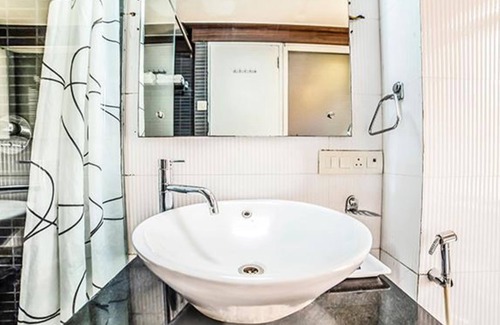 Shivajinagar Hotel | FabHotel Prime Rapid Lakme Executive