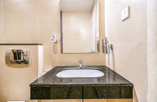Gandhipuram Hotel | Fabhotel Prime Royal Castle
