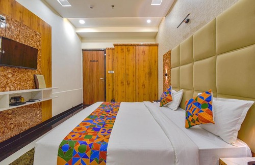 Kota Hotel | FabHotel Prime Shaily Royal
