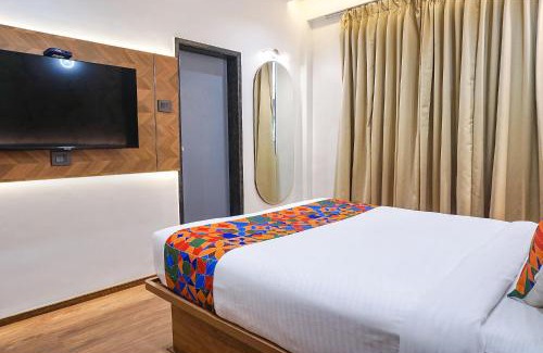 Kothrud Hotel | FabHotel Prime Shourya Residency - Nr Maharshi Karve Museum