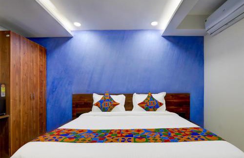 HITEC City Hotel | FabHotel Prime Srishoin