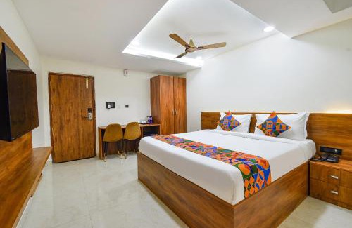 HITEC City Hotel | FabHotel Prime Srishoin - Nr TCS Deccan Park, Hitech City