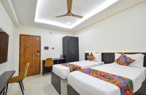 HITEC City Hotel | FabHotel Prime Srishoin - Nr TCS Deccan Park, Hitech City