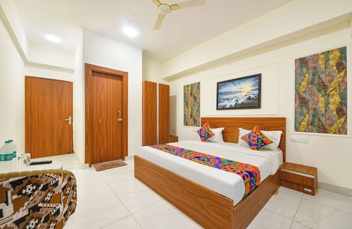 Knowledge Park III Hotel | Fabhotel Prime The Golden Petals & Banquet