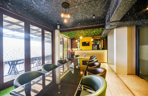 Zirakpur Hotel | Fabhotel Prime Viraj Inn