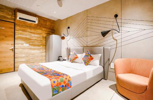 Surat Hotel | FabHotel Prime Welcome Palace