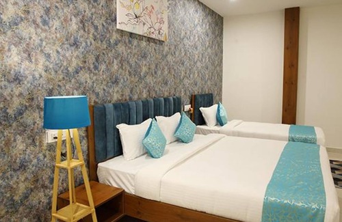 Kadubeesanahalli Hotel | Fabhotel Prime Zing Rooms