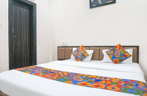 Narveer Tanaji Wadi Hotel | Fabhotel Rachana Residency