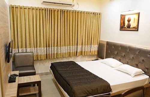Nagpur Hotel | Fabhotel Rajdhani Ii