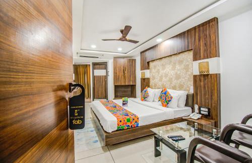 Indore Hotel | FabHotel Rajnandani Residency Bhawarkua