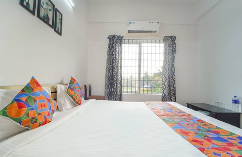 Alwaye Hotel | Fabhotel Reem Residency